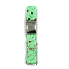 Load image into Gallery viewer, Buzzy Bee Collar