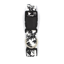 Load image into Gallery viewer, With a Lily in your Hand Collar