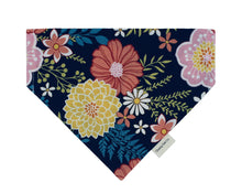 Load image into Gallery viewer, The Flower Bouquet